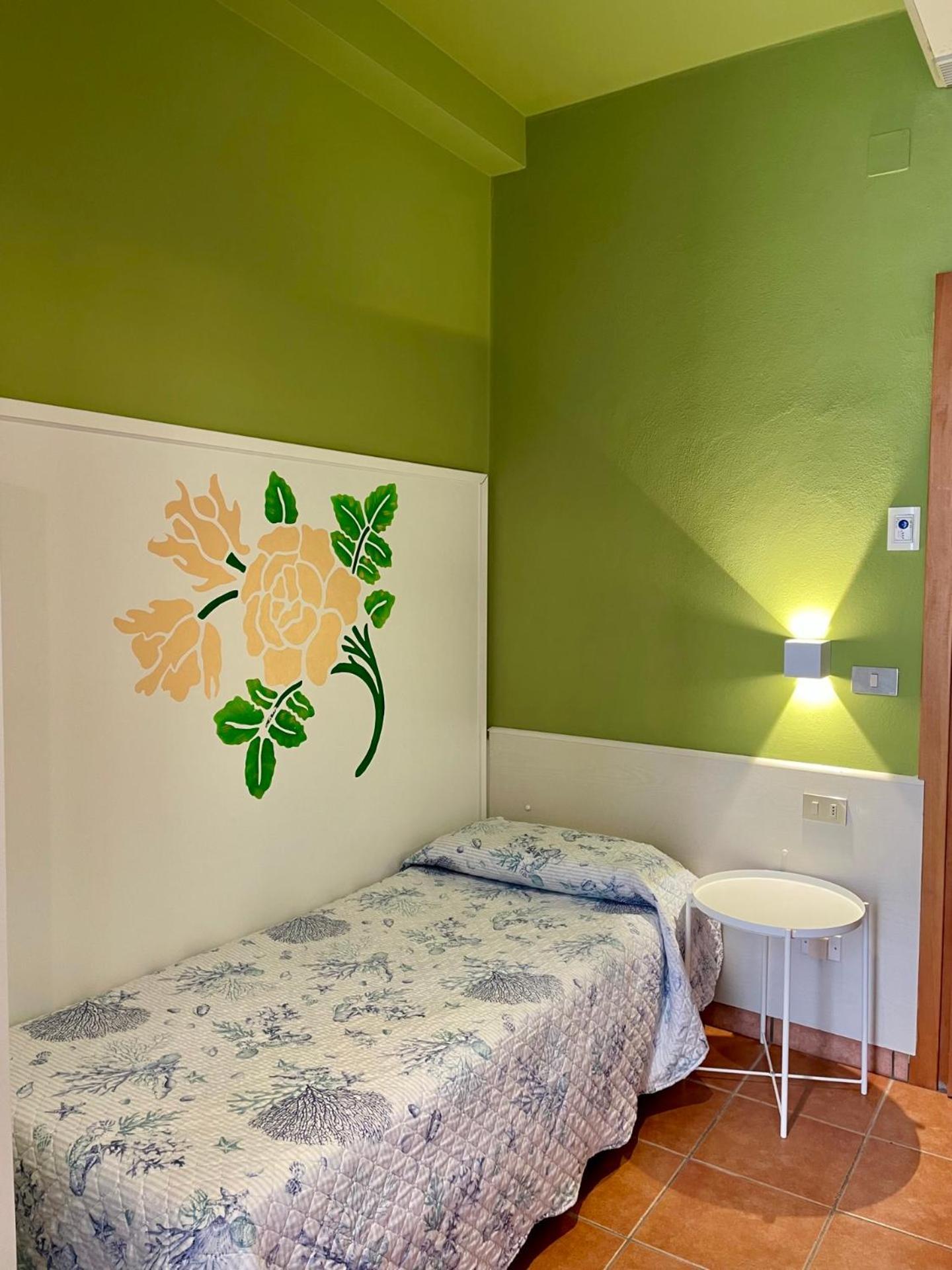 Hotel Portofino ลิโดดิเยโซโล ภายนอก รูปภาพ