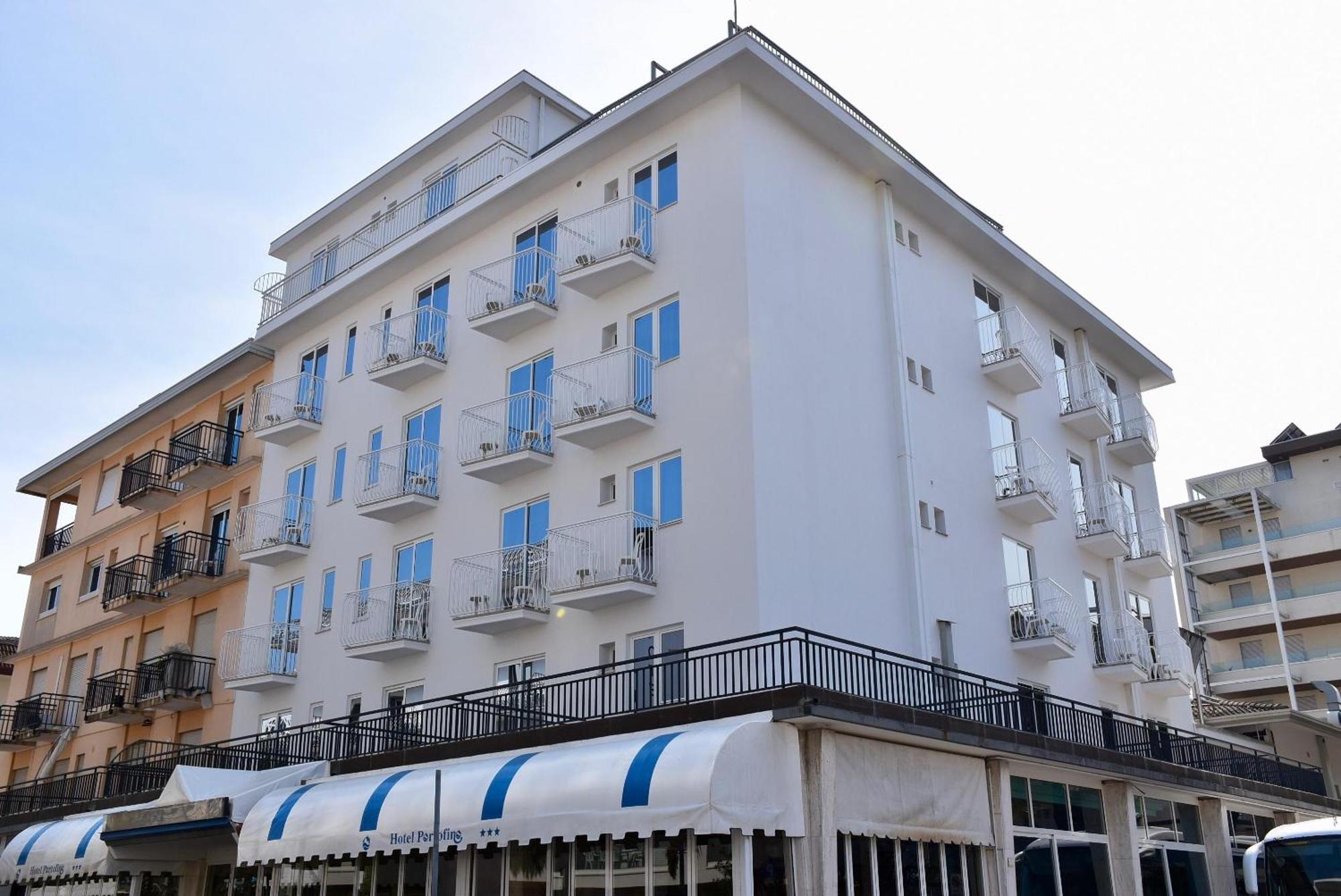 Hotel Portofino ลิโดดิเยโซโล ภายนอก รูปภาพ